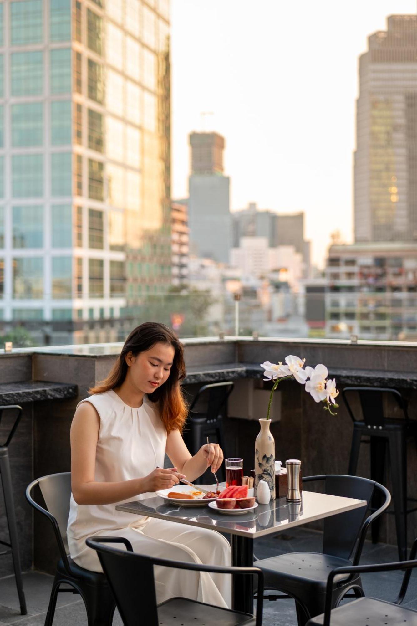 Hato Saigon Boutique Hotel & Rooftop Ho-Chi-Minh-Stadt Exterior foto